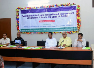Sri Banamali Sahoo, Chairman, SCDC during Tribal Workshop at FM University, Balasore